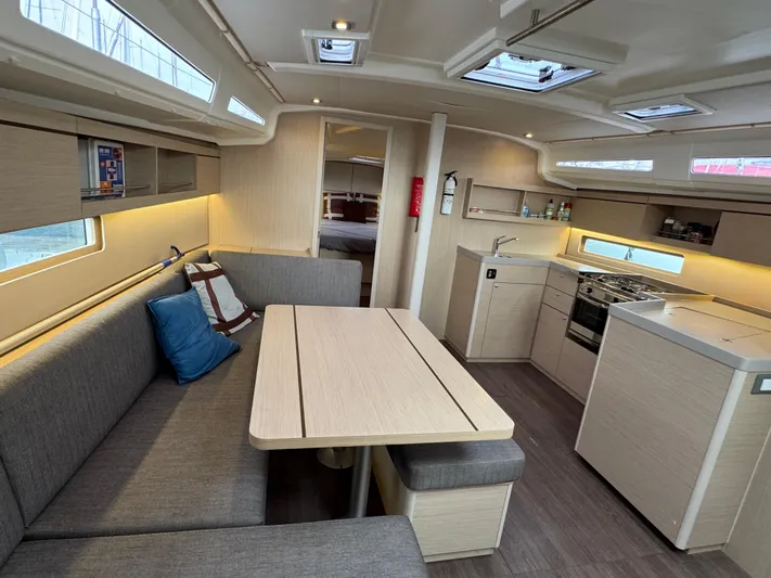 Madras Yacht Photos Pics 