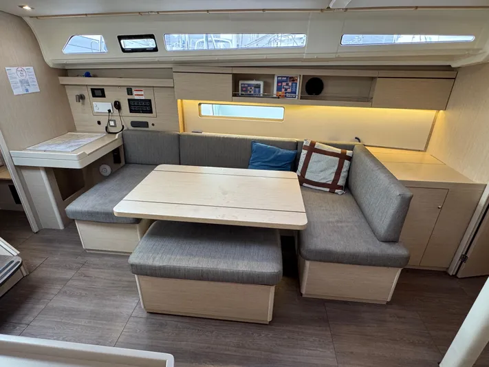 Madras Yacht Photos Pics 