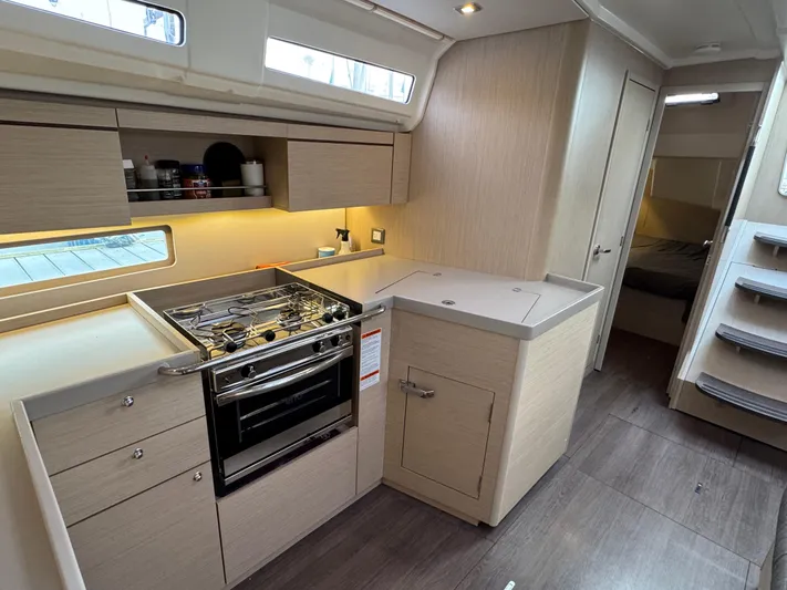 Madras Yacht Photos Pics 