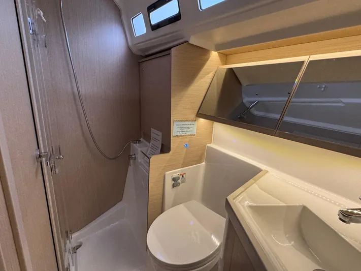 Madras Yacht Photos Pics 