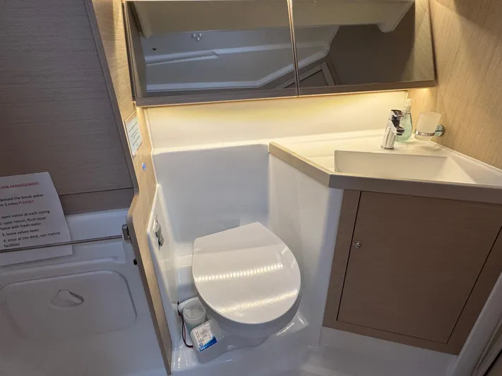 Madras Yacht Photos Pics 