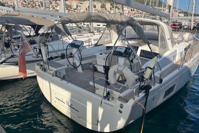 Yacht