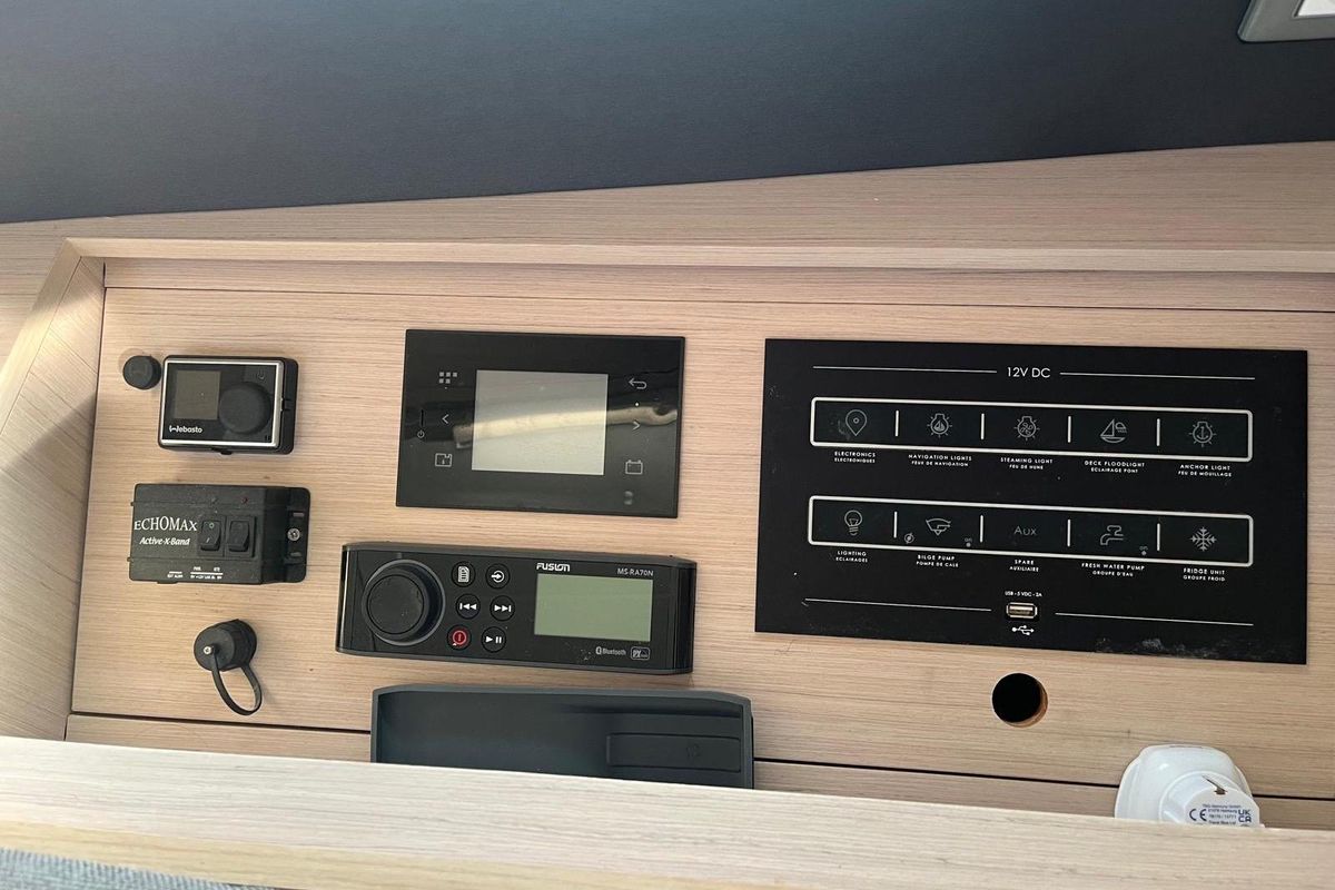 2022 Beneteau 44 