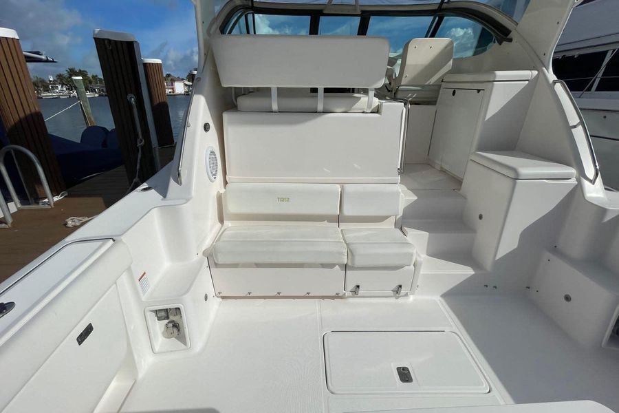 2004 Tiara Yachts 42 Open