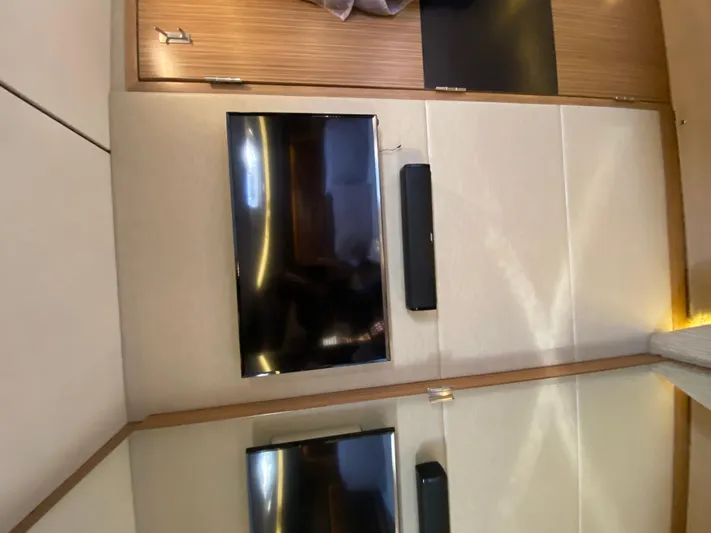 Daddy's Money Yacht Photos Pics Bow flatscreen tv