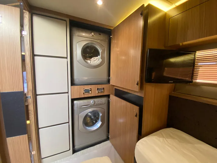 Daddy's Money Yacht Photos Pics Washer / dryer combo