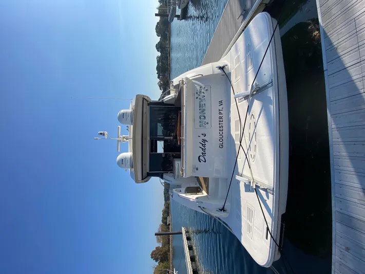 Daddy's Money Yacht Photos Pics 2017 Sea Ray L590