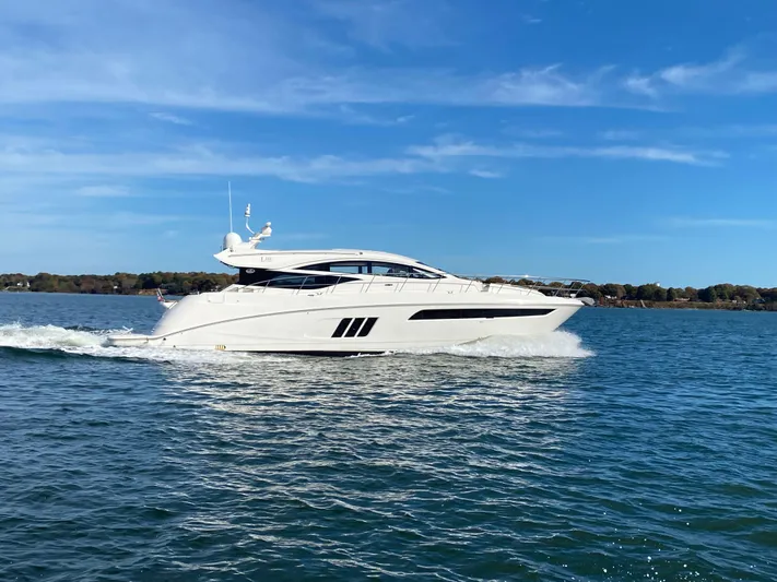 Daddy's Money Yacht Photos Pics 2017 Sea Ray L590