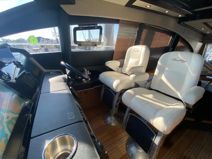 Daddy's Money Yacht Photos Pics Helm seating