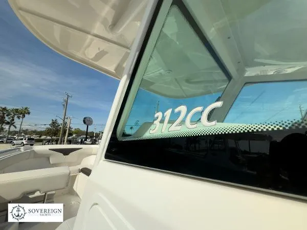 312-027 Yacht Photos Pics 2024 Sailfish 312CC boat with sleek design, showcased by Sovereign Yachts.