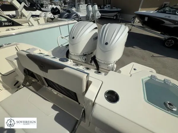 312-027 Yacht Photos Pics 2024 Sailfish 312 boat with dual Yamaha outboard engines, showcased at Sovereign Yachts.