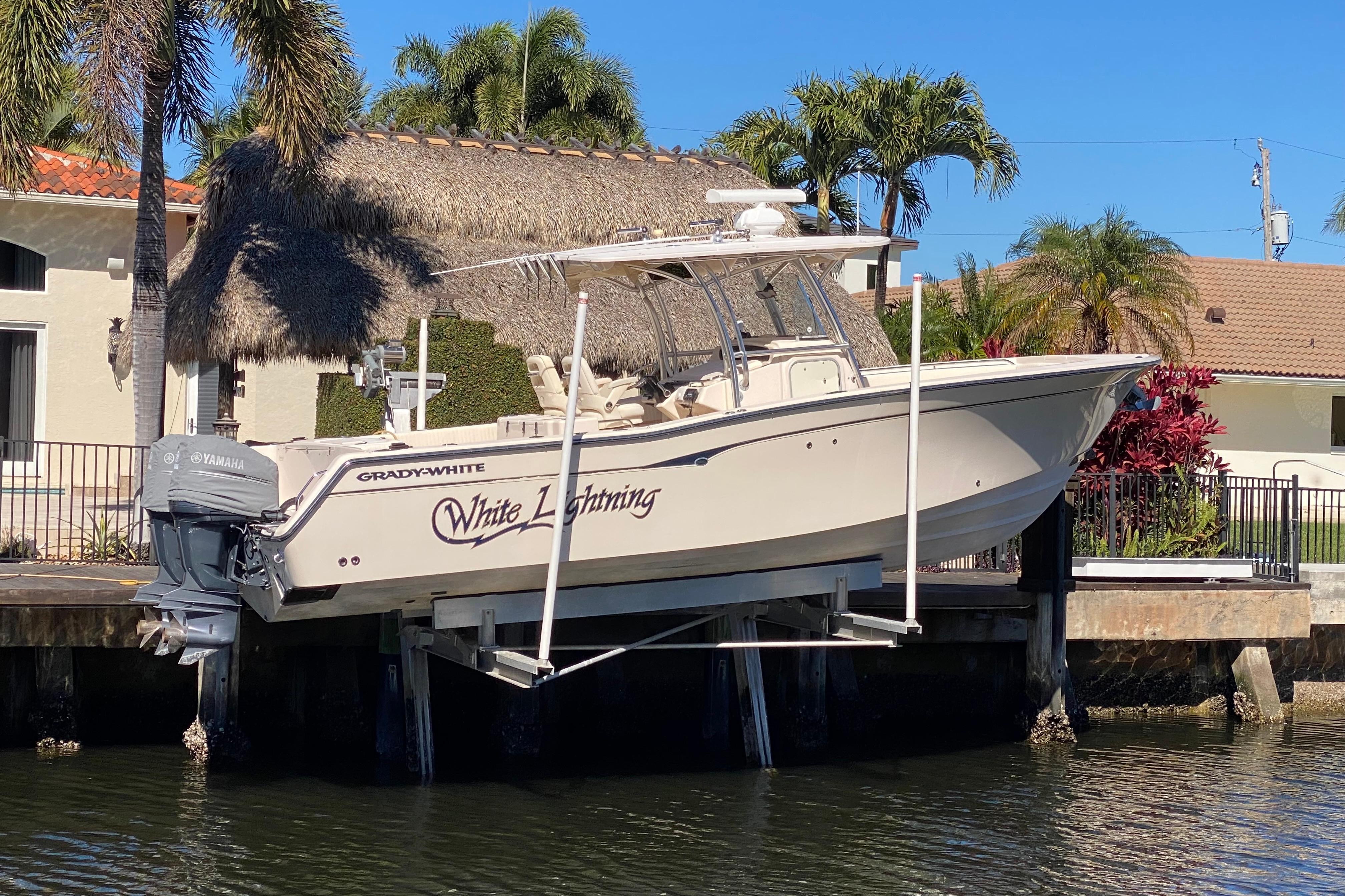 Grady-White Bimini 306