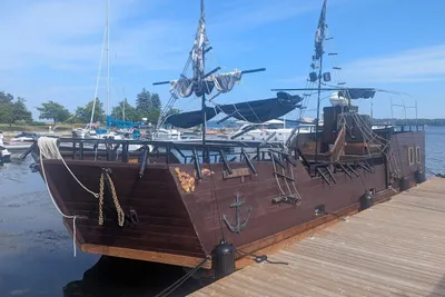 Custom Pirate Ship