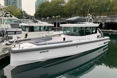 Axopar 28 AFT CABIN