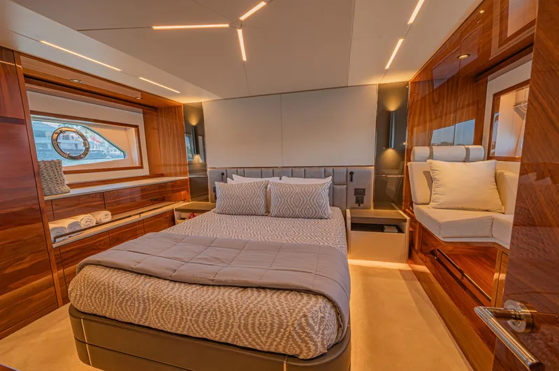 Crystal C Yacht Photos Pics 