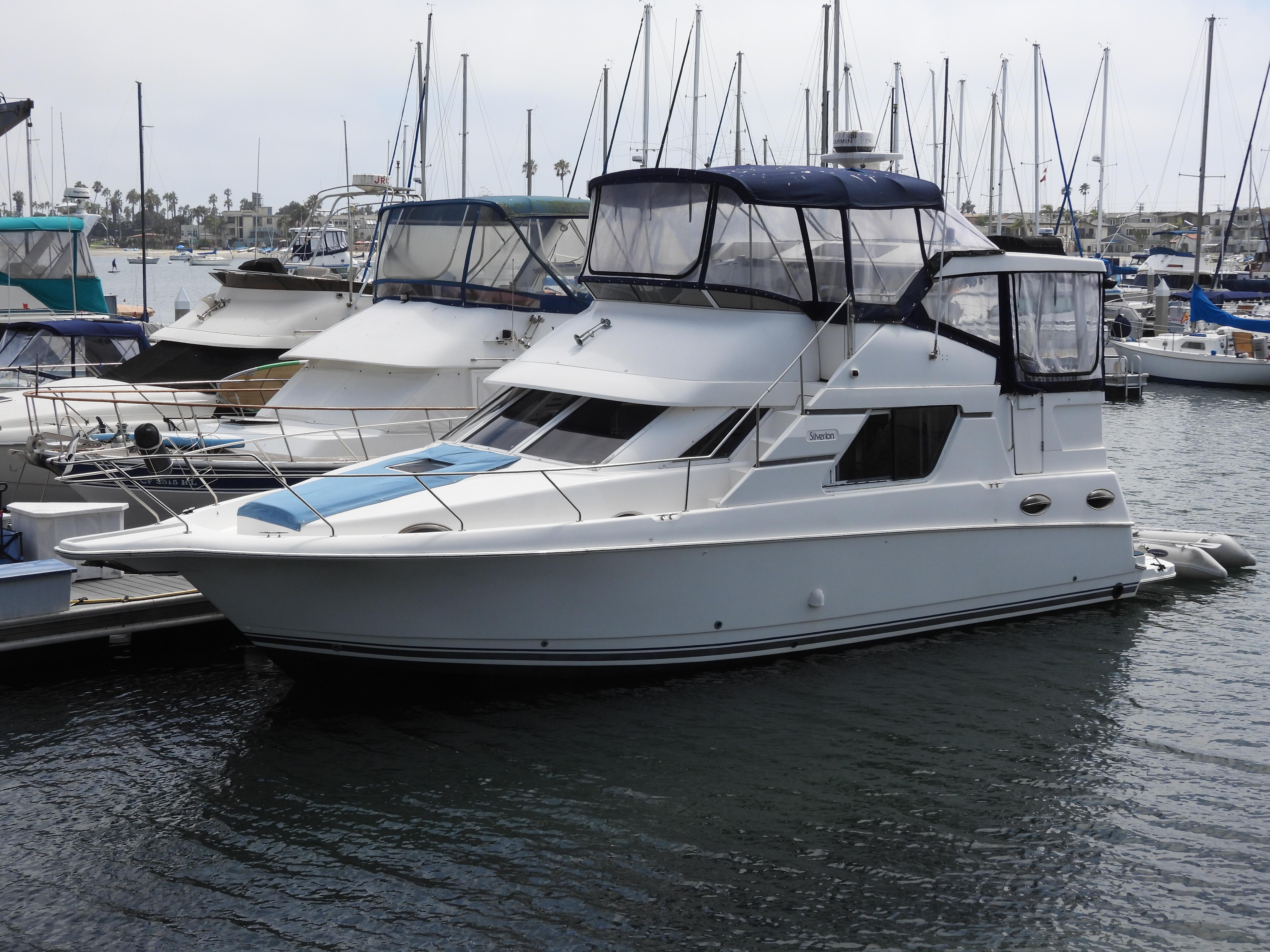 1998 silverton 372 motor yacht specs