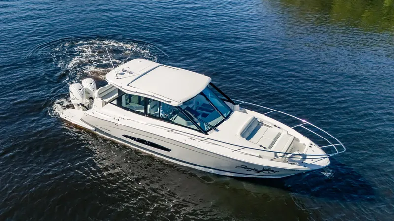 Jorja B Yacht Photos Pics 