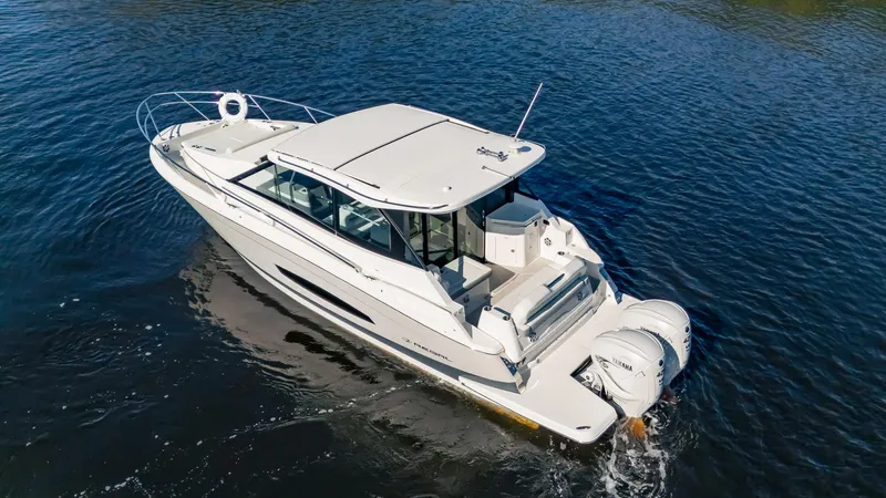 Jorja B Yacht Photos Pics 