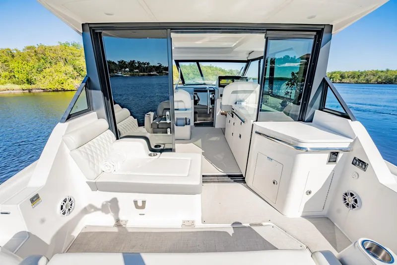 Jorja B Yacht Photos Pics 