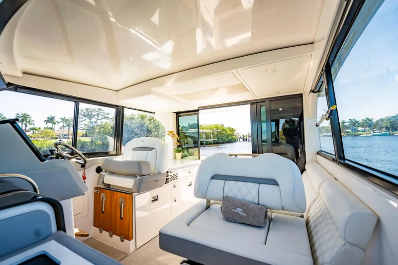 Jorja B Yacht Photos Pics 