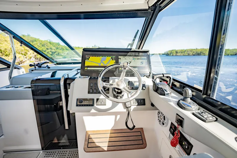 Jorja B Yacht Photos Pics 