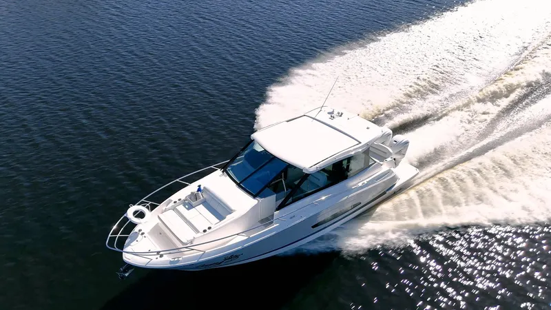 Jorja B Yacht Photos Pics 