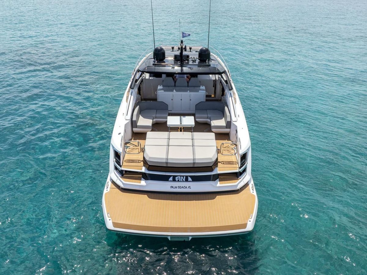 2024 Sunseeker 55 