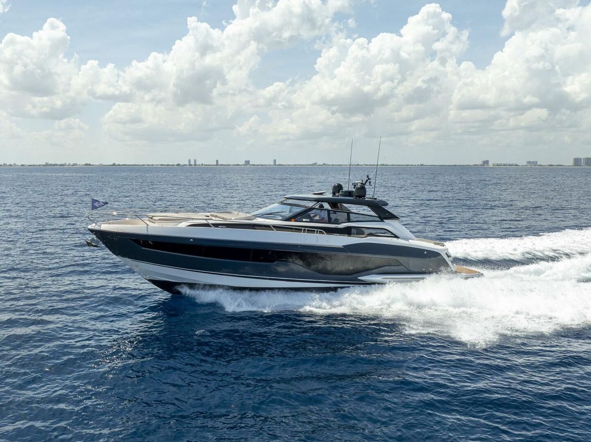 2024 Sunseeker 55 
