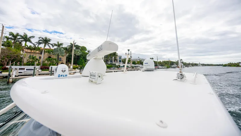 Knot Half Bad Yacht Photos Pics 2017 Jupiter 41 - Hard top