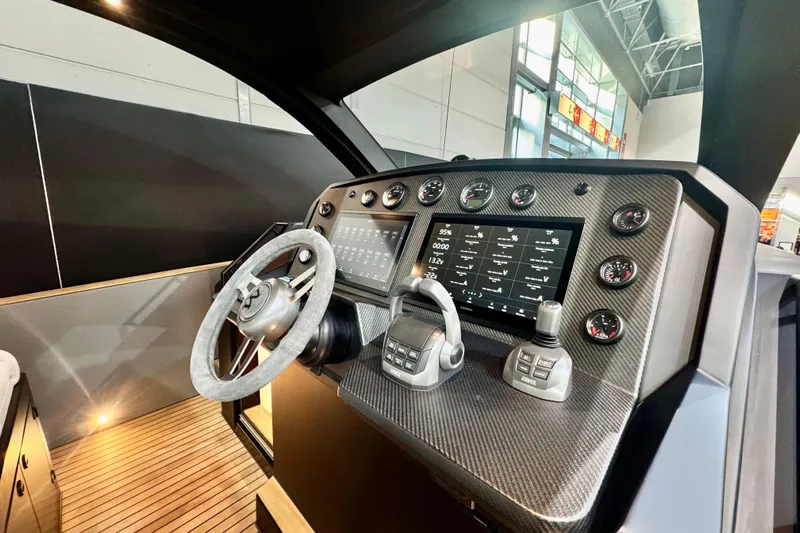 Max 43 Comfort Yacht Photos Pics Control panel of 2025 Maxim Yachts 43 Comfort, featuring advanced navigation and steering systems.