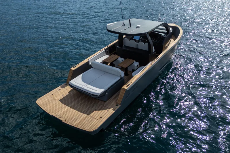 Max 43 Comfort Yacht Photos Pics Luxury Maxim Yachts 43, 2026 model, cruising on sparkling blue water.