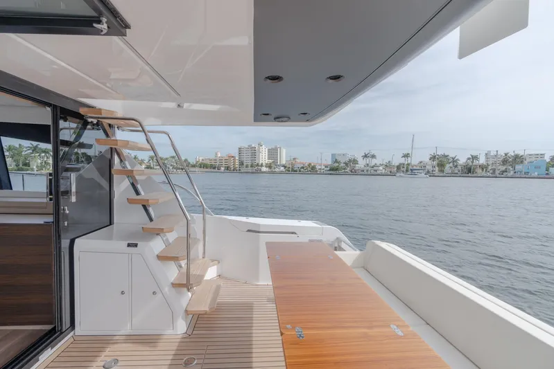 Cecilonga Yacht Photos Pics 