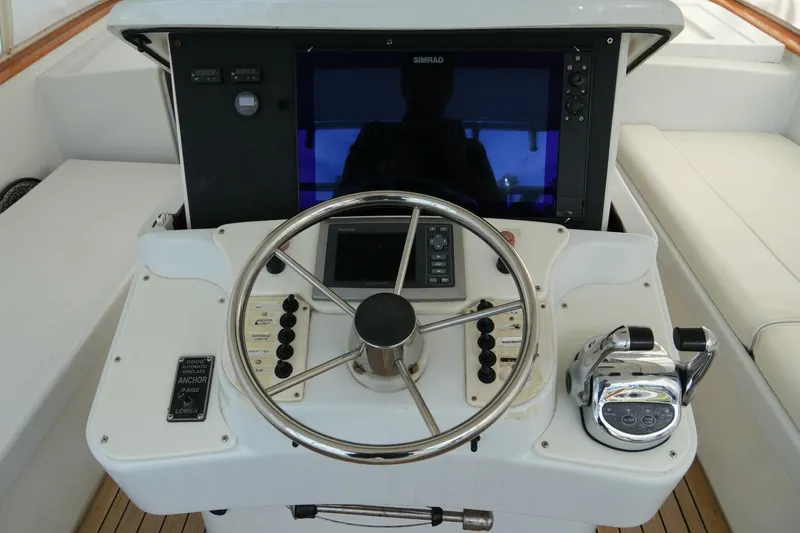 R & R Yacht Photos Pics 