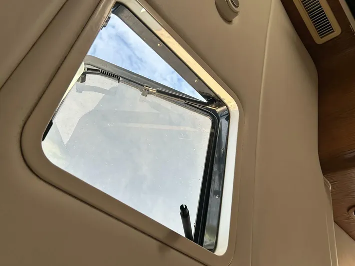 R & R Yacht Photos Pics 