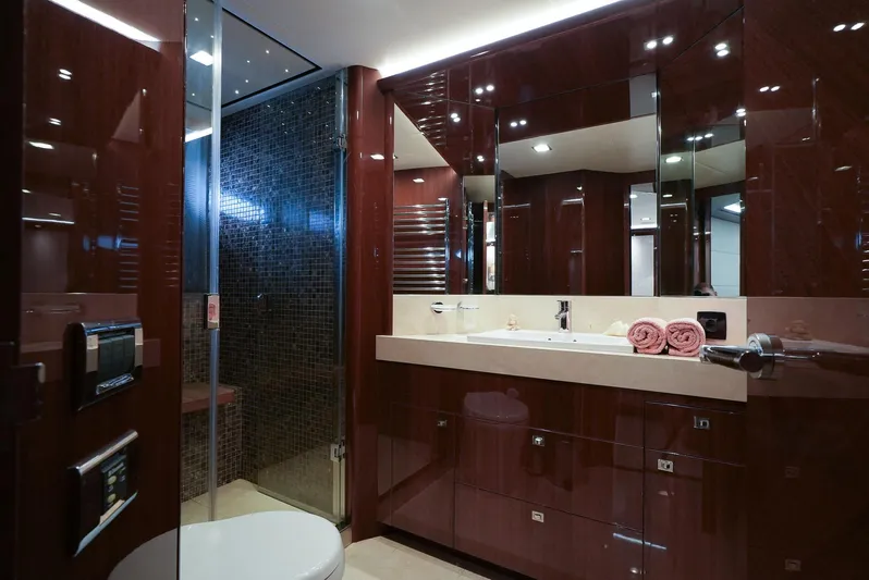 Aspiration Yacht Photos Pics 