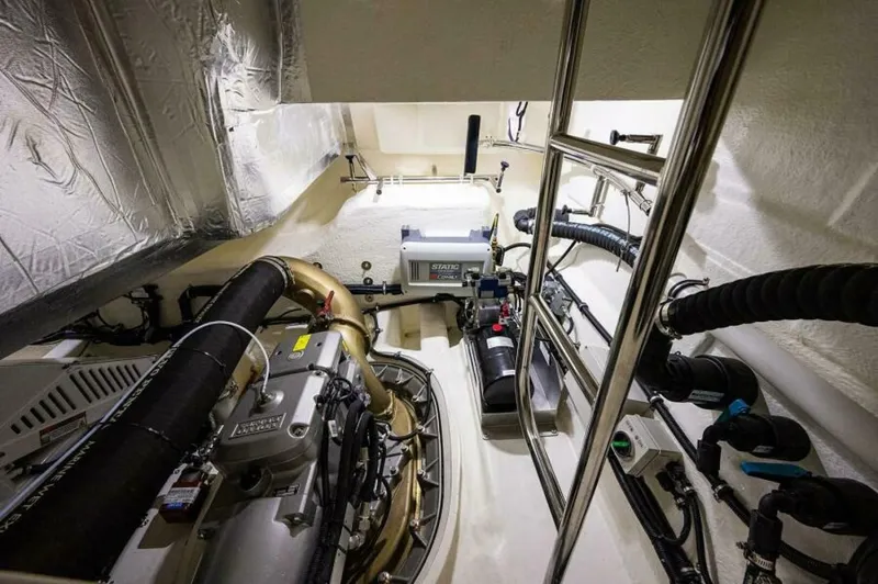 Greyhound Yacht Photos Pics 2020 Riviera 5400 Sport Yacht - Image 85