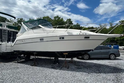 1998 Maxum 2800 SCR