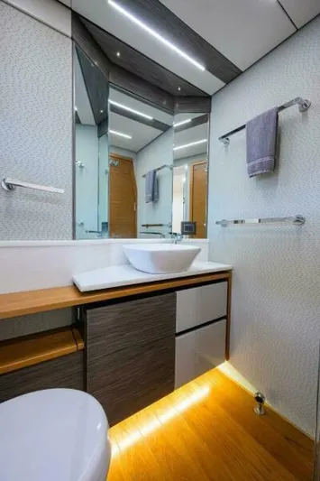 Jena Yacht Photos Pics 2019 Tiara Yachts 49 Coupe - Image 70