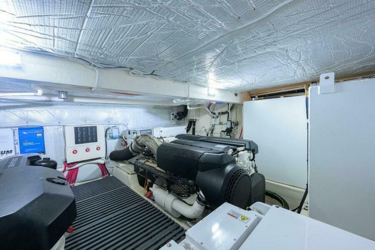 2019 Tiara Yachts 49 