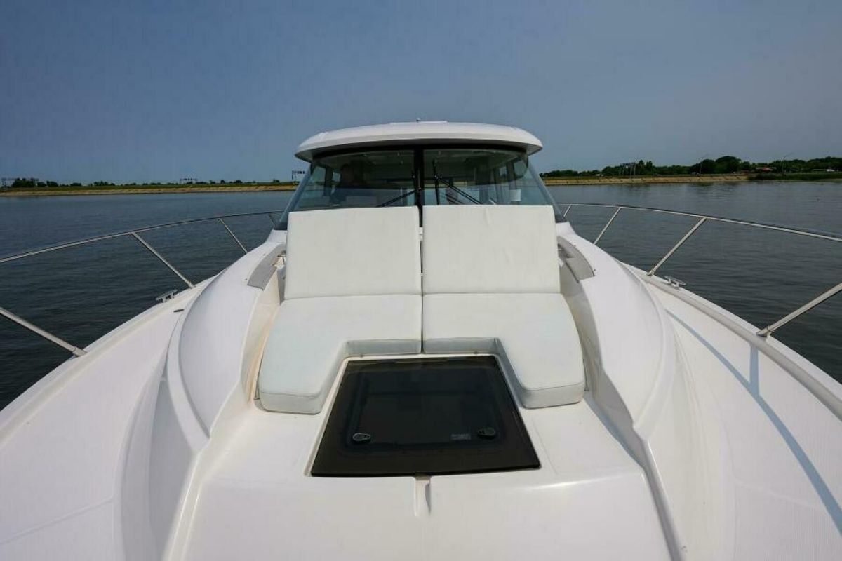 2019 Tiara Yachts 49 