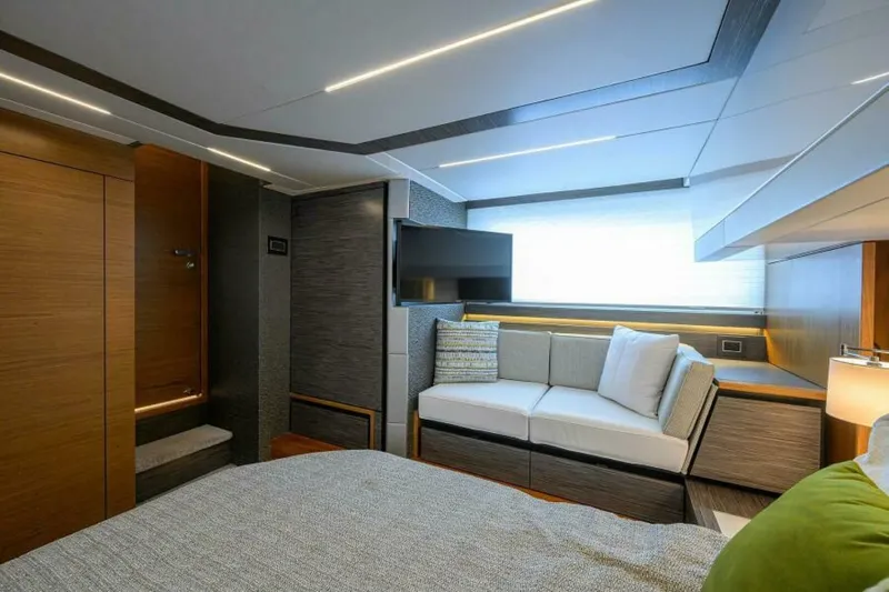 Jena Yacht Photos Pics 2019 Tiara Yachts 49 Coupe - Image 68