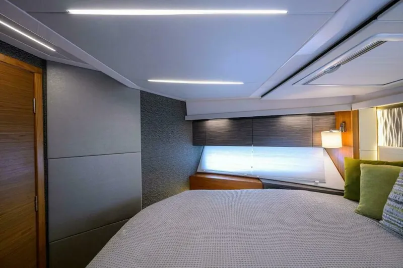 Jena Yacht Photos Pics 2019 Tiara Yachts 49 Coupe - Image 76