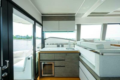 Yacht