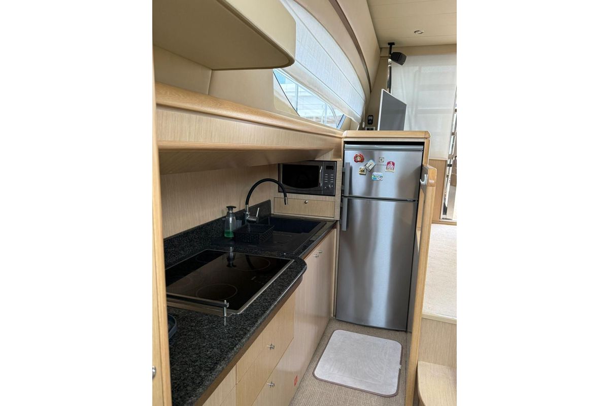 2007 Ferretti Yachts 50 