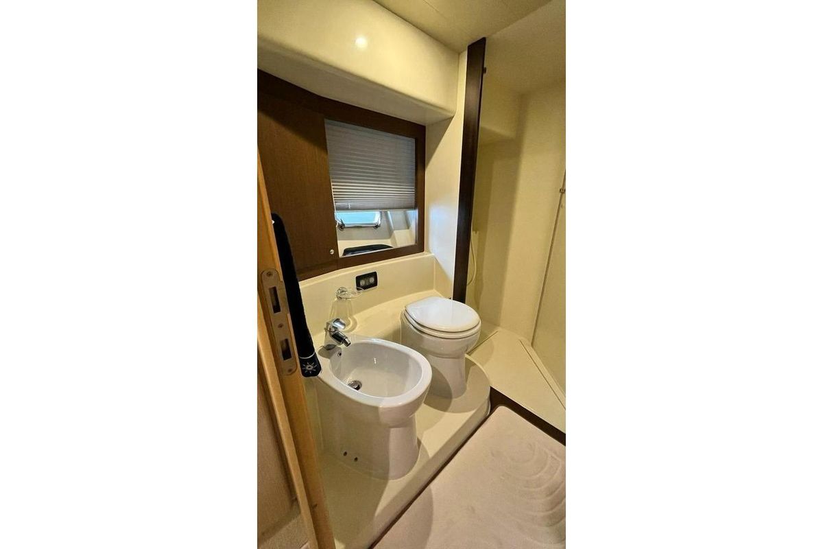 2007 Ferretti Yachts 50 