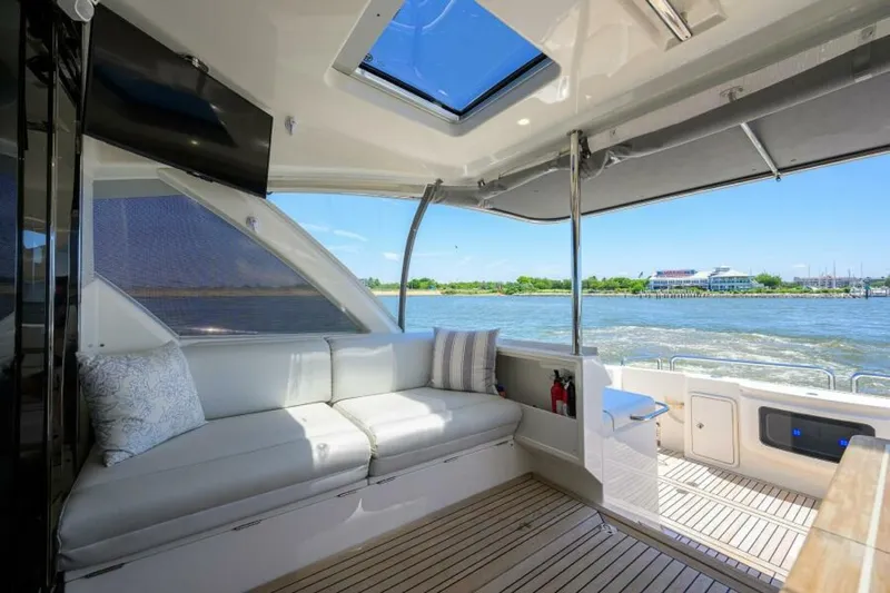 Command At Sea Yacht Photos Pics 2022 Riviera 505 Suv - Image 32