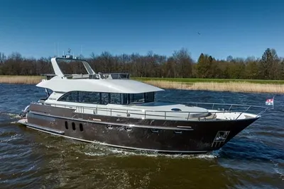 2021 Van den Hoven Executive 18.50