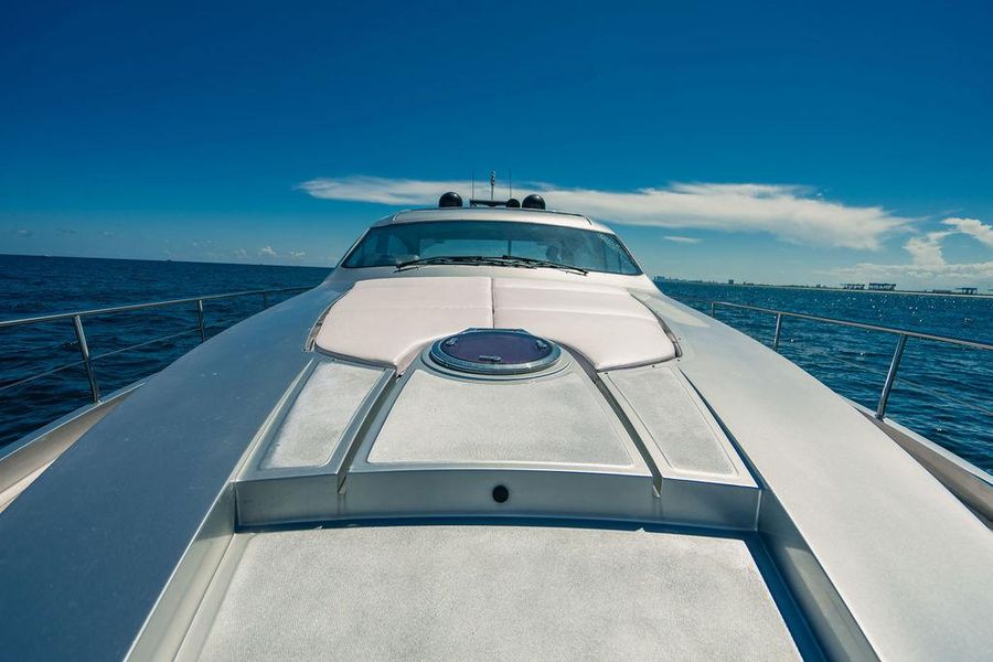 2011 Pershing 64 MOTOR YACHT