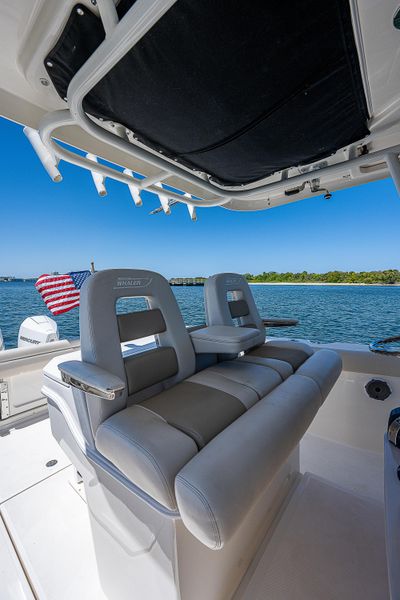 2020 Boston Whaler 330 Outrage