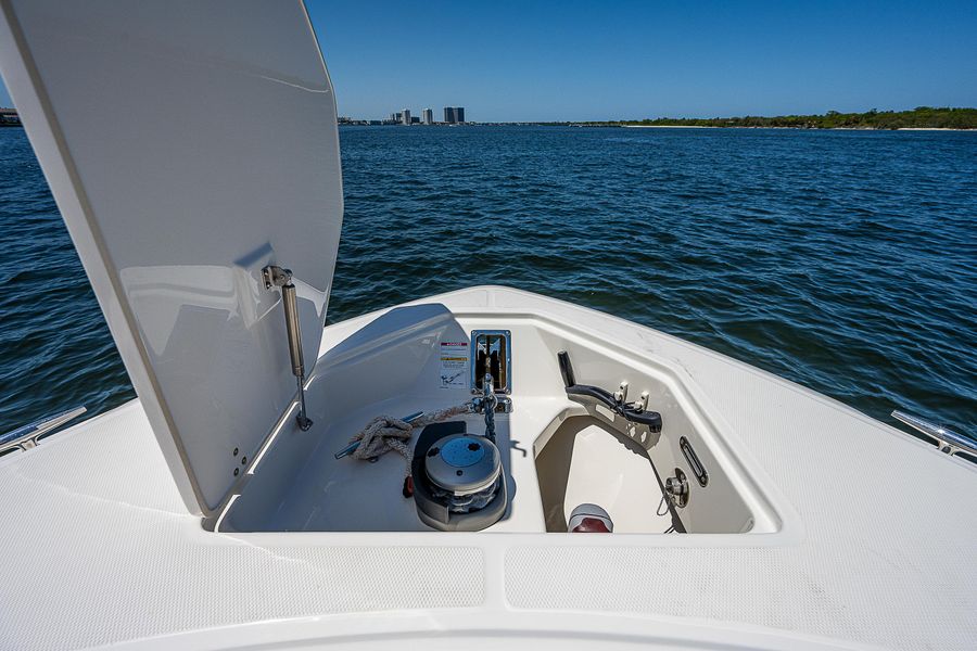 2020 Boston Whaler 330 Outrage